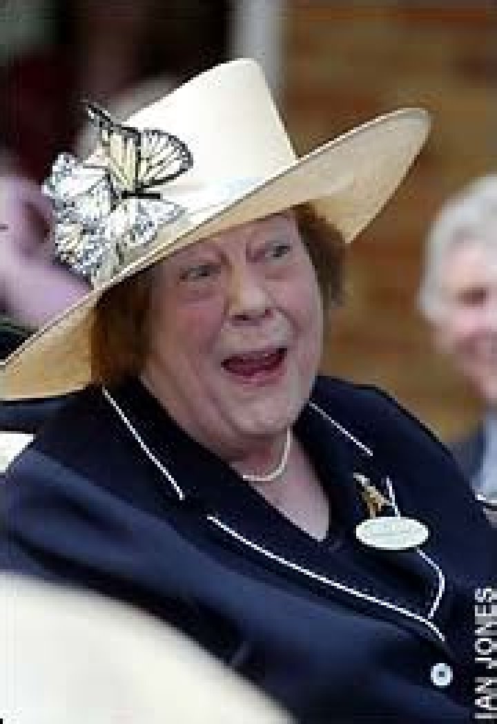 Countess of Wessex's mother dies at 71