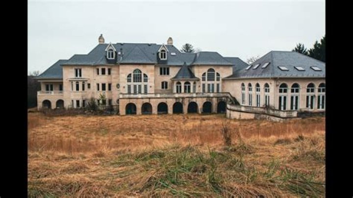 Discover The Dr. Roger G. Kane Abandoned Mansion