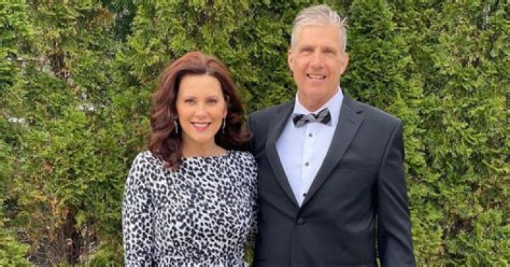 Dr. Marc Mallory biography: who is Gretchen Whitmers husband?