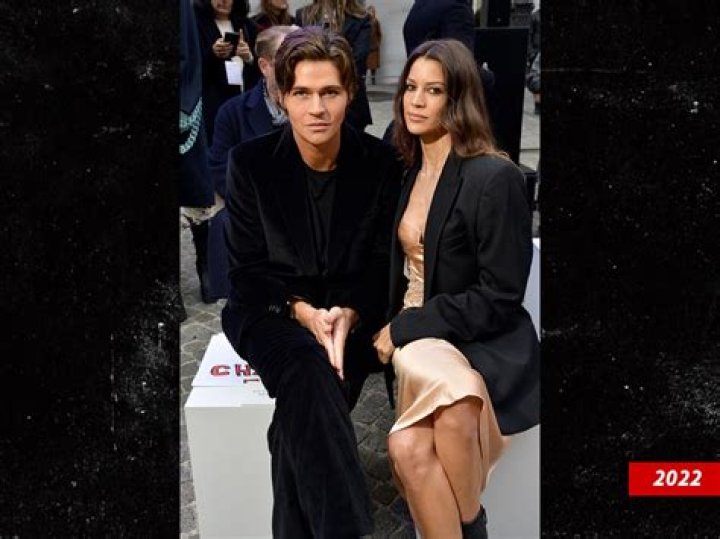 How Old Is Kenya Kinski Jones On Celebrity FM? Unraveling The Mystery