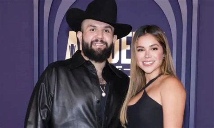 Is Carin Leon Married?