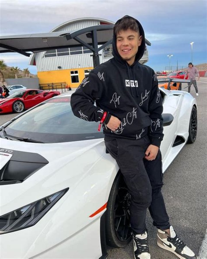 Isaiah Miranda Bio, Wiki, Age, Girlfriend, Height, YouTube, and Net Worth