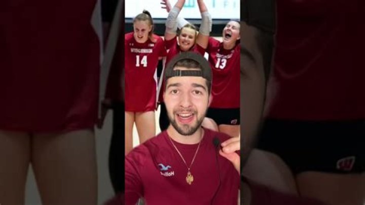 Nudes of Wisconsin Badgers volleyball team leaked from player's phone, police suspect hacking ·