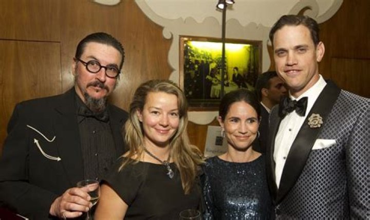 Unveil The Multifaceted Role Of Les Claypool's Wife: Discoveries And Insights