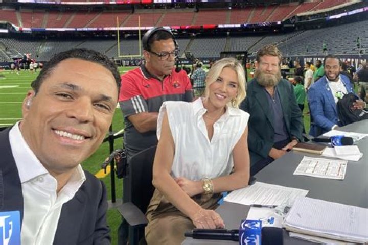Unveiling The Family Behind The Sportscaster