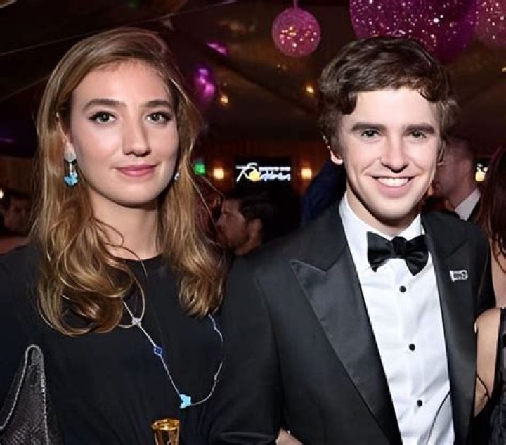 Who Is Klarissa Munz Freddie Highmore Wife Age